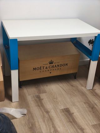 Escritorio infantil Ikea ajustable