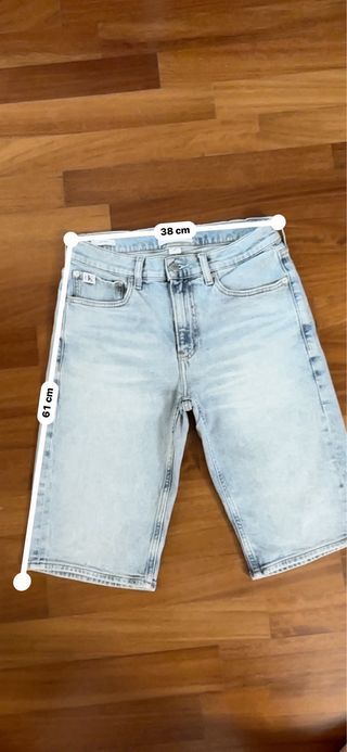 Calvin Klein Jeans Shorts W29