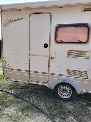 Caravana Sterckeman Starlett 370 CP