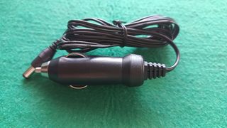 Adaptador de coche 12V a conector DC - Nuevo