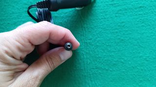 Adaptador de coche 12V a conector DC - Nuevo