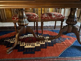 Sillas de comedor de madera tapizadas. 6uds