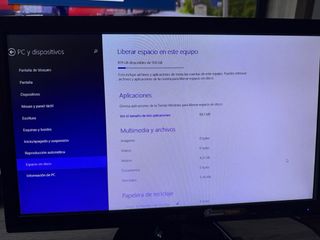Ordenador Compaq Negro con Monitor ASUS 22”