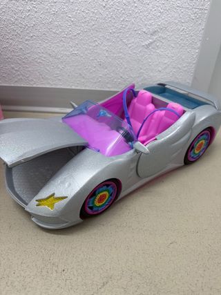 Coche deportivo plateado Barbie