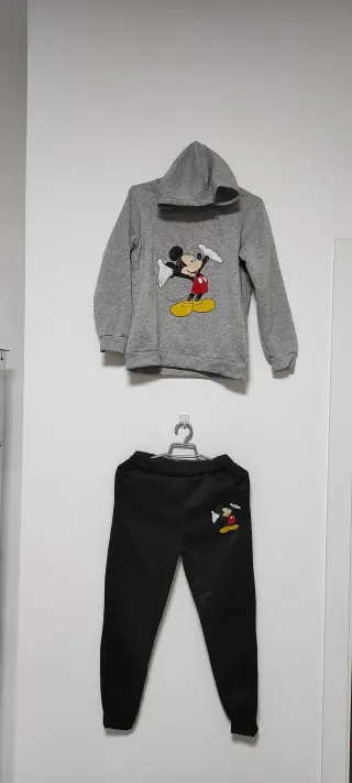 Chándal niña Minnie Mouse gris y negro 150
