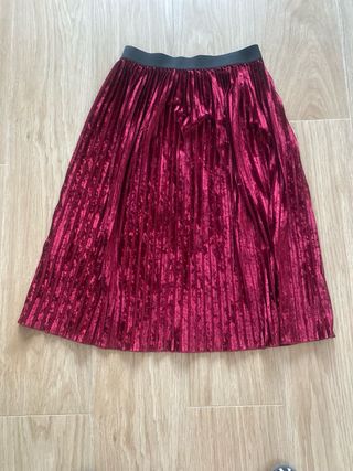 Falda plisada burdeos terciopelo
