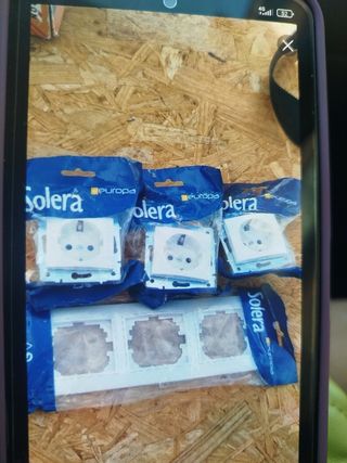 Enchufes y embellecedores Solera Europa