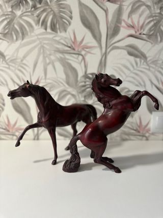 Cavalli decorativi in legno