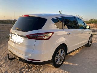 Ford S-MAX 2016