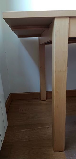 Mesa de Salón Extensible Bjursta 