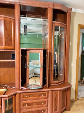 Mueble salón madera clásico