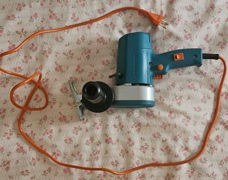 Sierra de sable y circular Black & Decker (2 en 1)