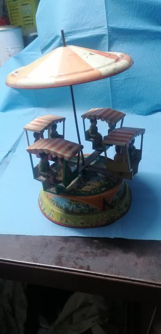 CARRUSEL JUGUETE DE CUERDA ANTIGUO