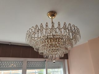 Lámpara de techo de cristal y metal