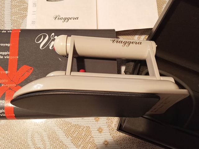 Plancha de viaje Ufesa Viaggera