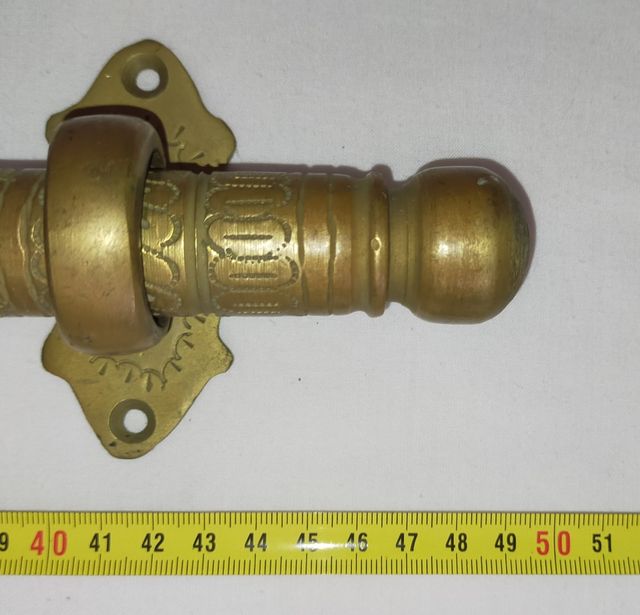 Parafuso de bronze antigo