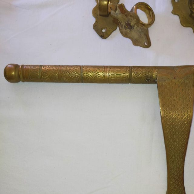 Parafuso de bronze antigo