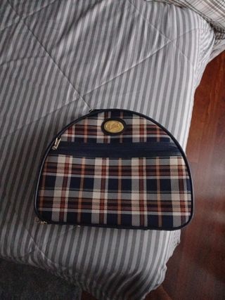 Neceser de viaje a cuadros
