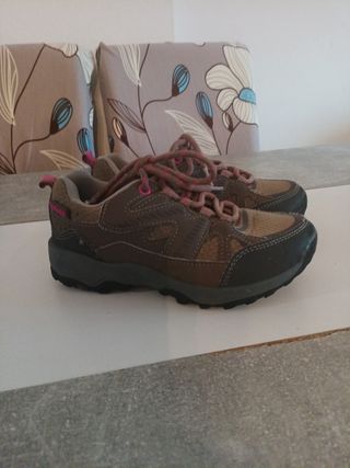 Zapatillas trekking niña marrones y rosas t.30