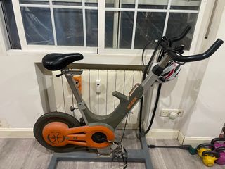 Bicicleta Spinning Keiser