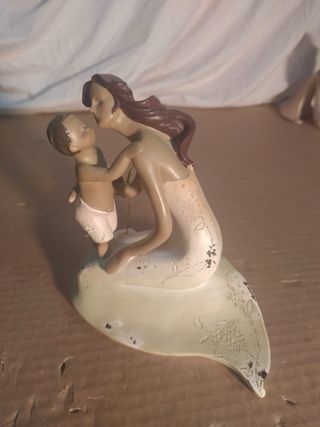 Figura Maternidad Cerámica Beige y Marrón