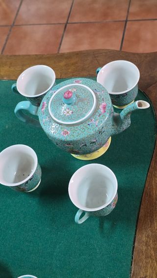Juego de Tetera China con 4 Tazas