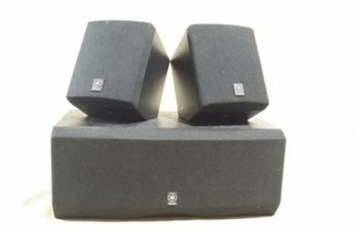 Altavoces Yamaha Negros