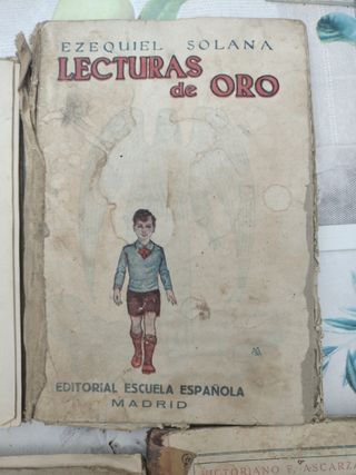 Lote de 5 libros antiguos, de Ezequiel Solana