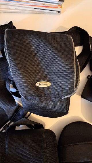 Fundas y Accesorios Fotografía Lowepro Nikon Tripo