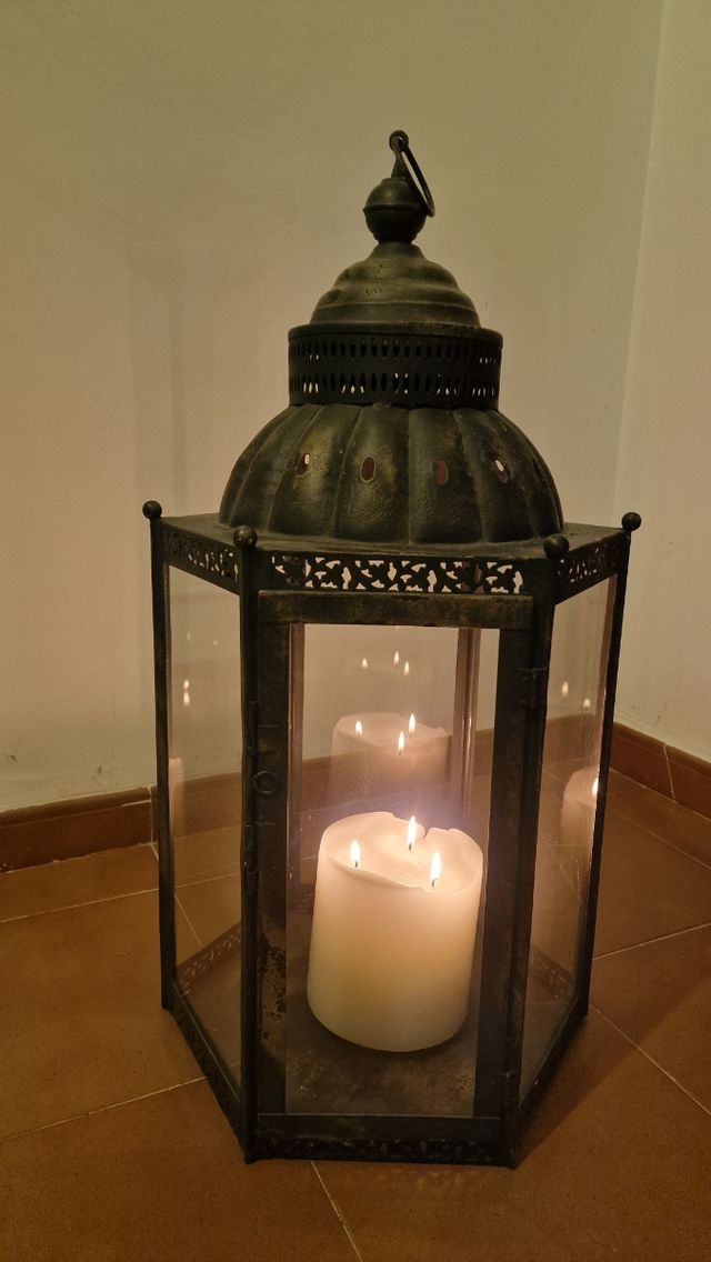 Candelabro vintage de metal y cristal