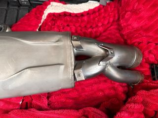 Escape Akrapovic S1000rr HP.