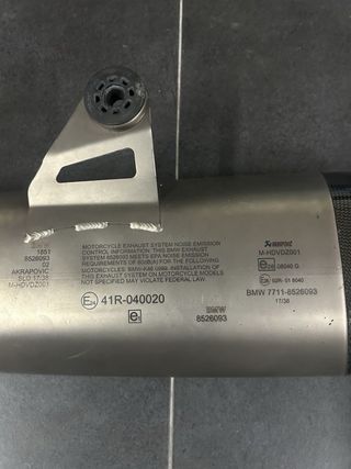 Escape Akrapovic S1000rr HP.