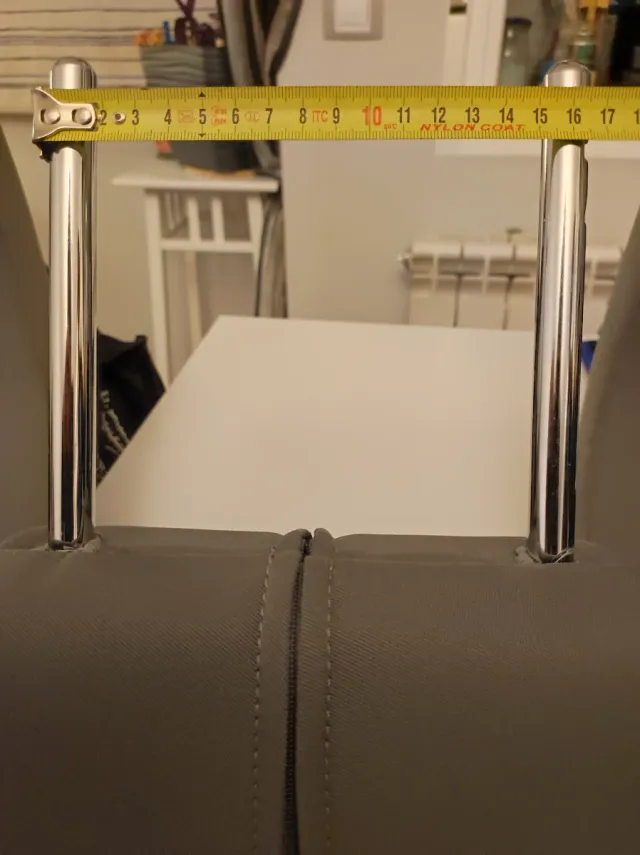 Dos reposacabezas infantiles Seat Alhambra.