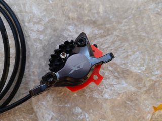 Frenos Shimano XT M8100 Nuevos