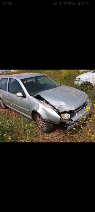 Volkswagen Golf 2004