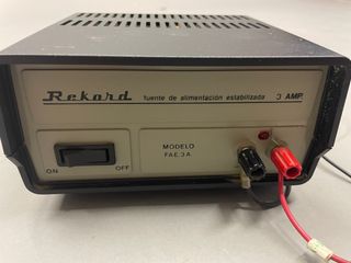 Fuente de Alimentación Rekord 3 AMP