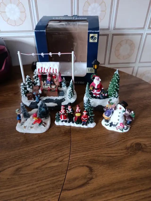 Decorações de vila de Natal com luzes