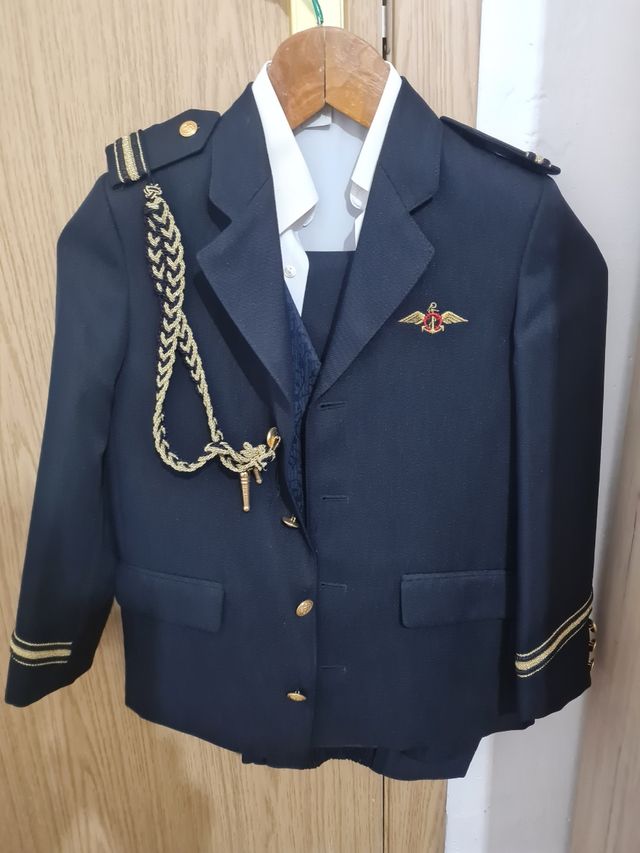 Traje de comunión azul marino 