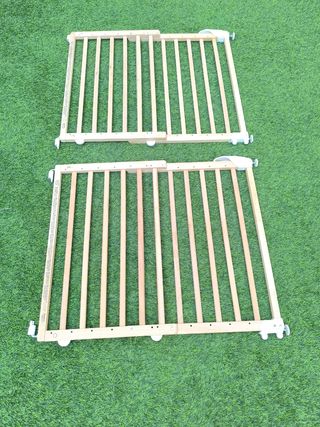 Barrera de madera para bebé
