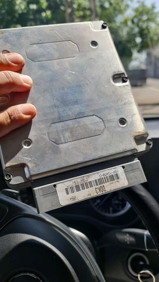 Centralita Ford Lincoln EEC-V DDK3 F8VF-12A650-CD