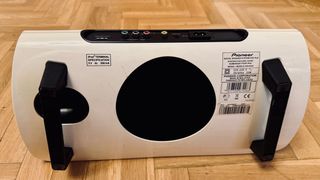 Base de Sonido Pioneer año 2010
Incluye adaptador 