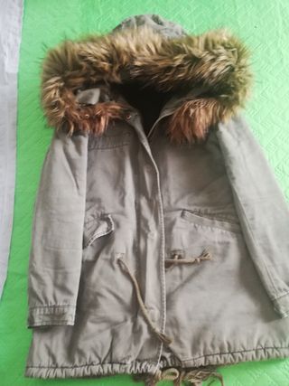 Giacca invernale con cappuccio