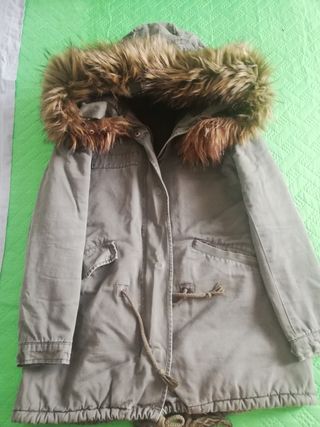 Giacca invernale con cappuccio