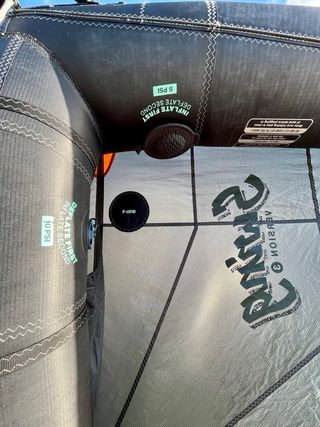 Vela Wingfoil F-ONE 5 swing.