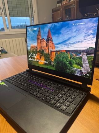 Gigabyte Aero 15 OLED i7 RTX 2060 16GB RAM