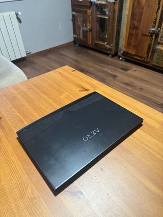 Gigabyte Aero 15 OLED i7 RTX 2060 16GB RAM