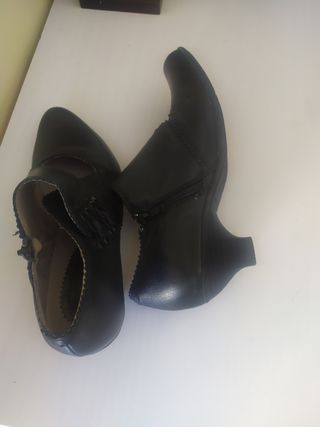 Zapatos piel Brako talla 38