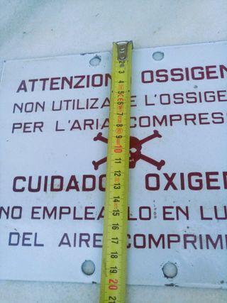 Antiguo cartel esmaltado.