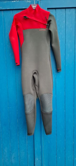 Tabla de Surf Alone Epoxy Ultraligera con quillas.