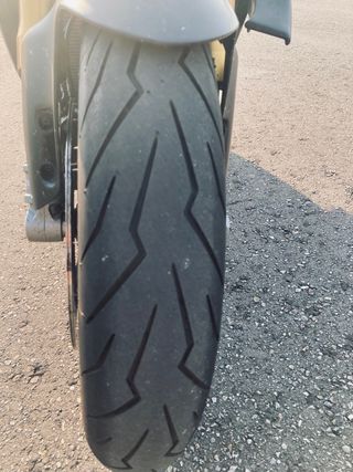 Ducati Streetfighter V4s